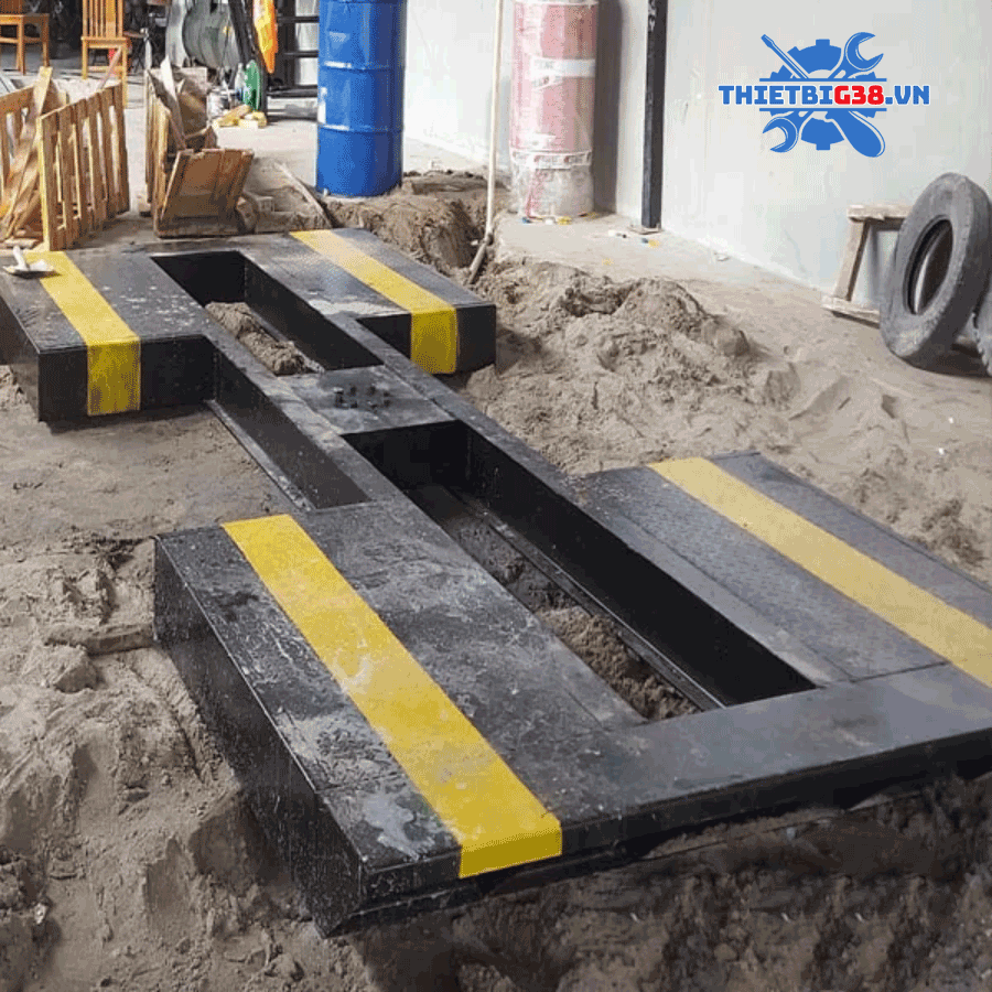 Cầu nâng 1 trụ rửa xe ô tô Ấn Độ SANKOS SK-4000 âm nền chữ I cánh bướm bản cao cấp