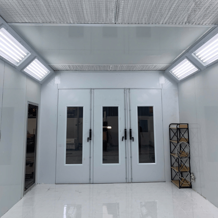 Phòng Sơn Nhanh 1 Quạt Hút 4KW – Giải Pháp Tiết Kiệm, Công Suất Cao Cho Xưởng Sơn Ô Tô