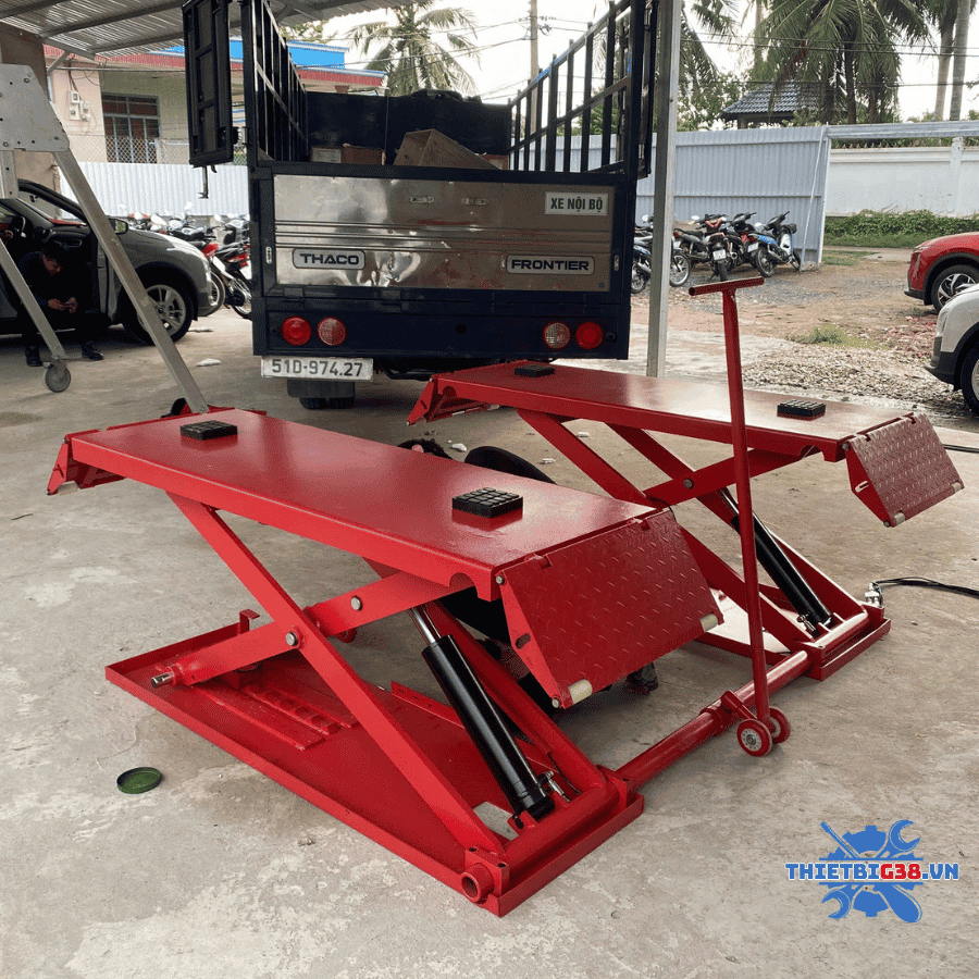 Cầu Nâng Cắt Kéo Di Động 3 Tấn RAVAGI LIFT RAV-1450N Công Nghệ Italia