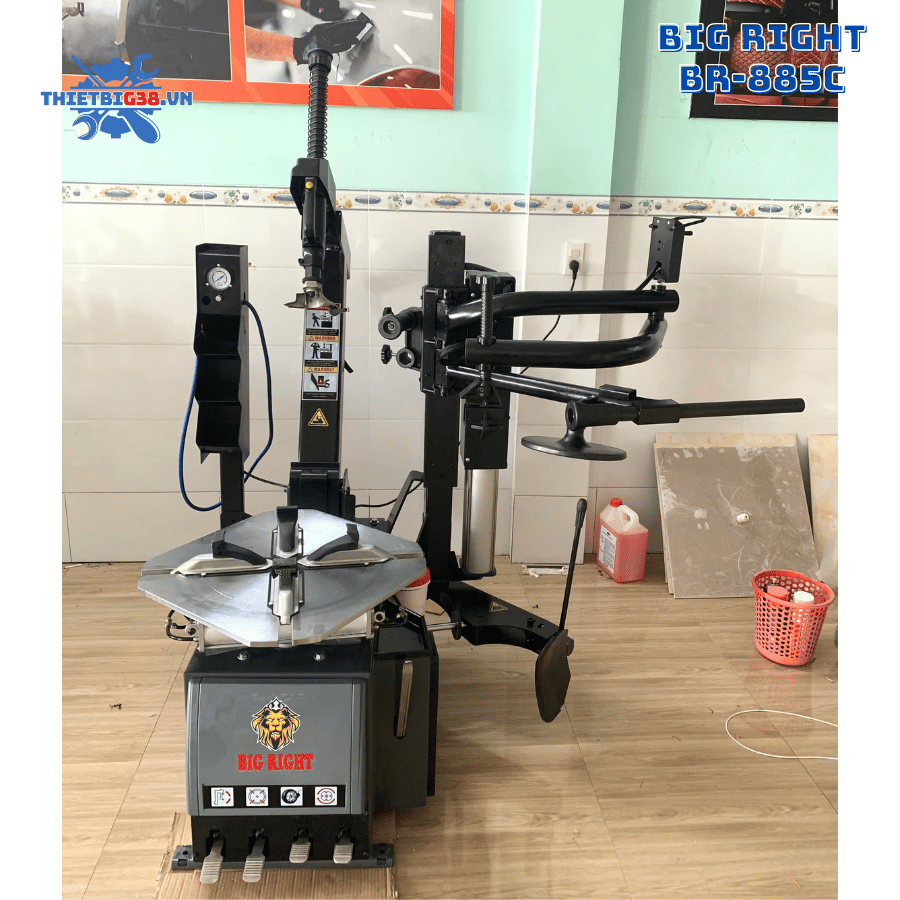 Máy ra vào vỏ lốp ô tô xe mô tô BIG RIGHT BR-885C có tay tì đè trợ lực 10inch - 24 inch